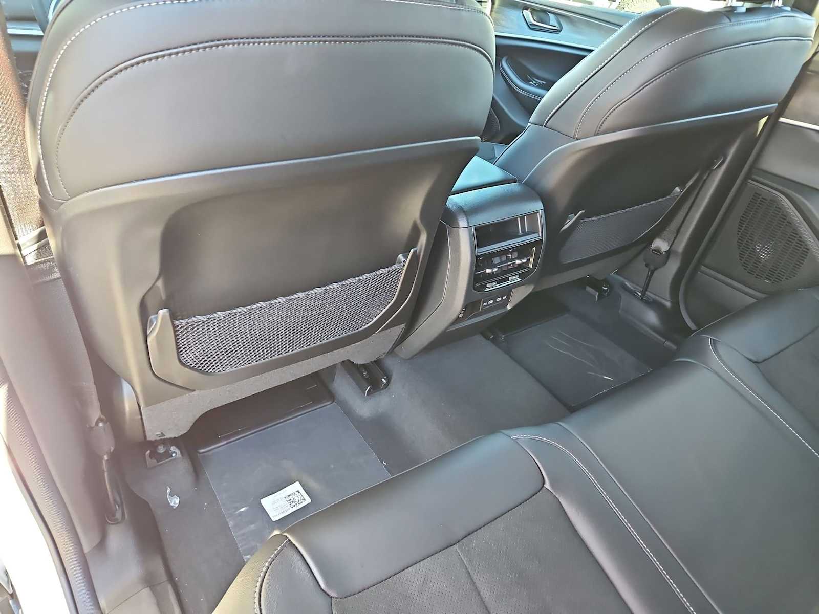 Thumbnail: 2026 Jeep Grand Cherokee - 18