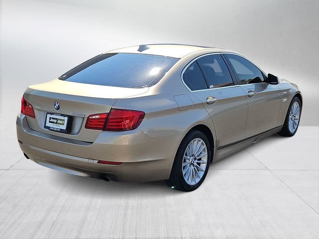 Thumbnail: 2013 BMW 5 Series - 8