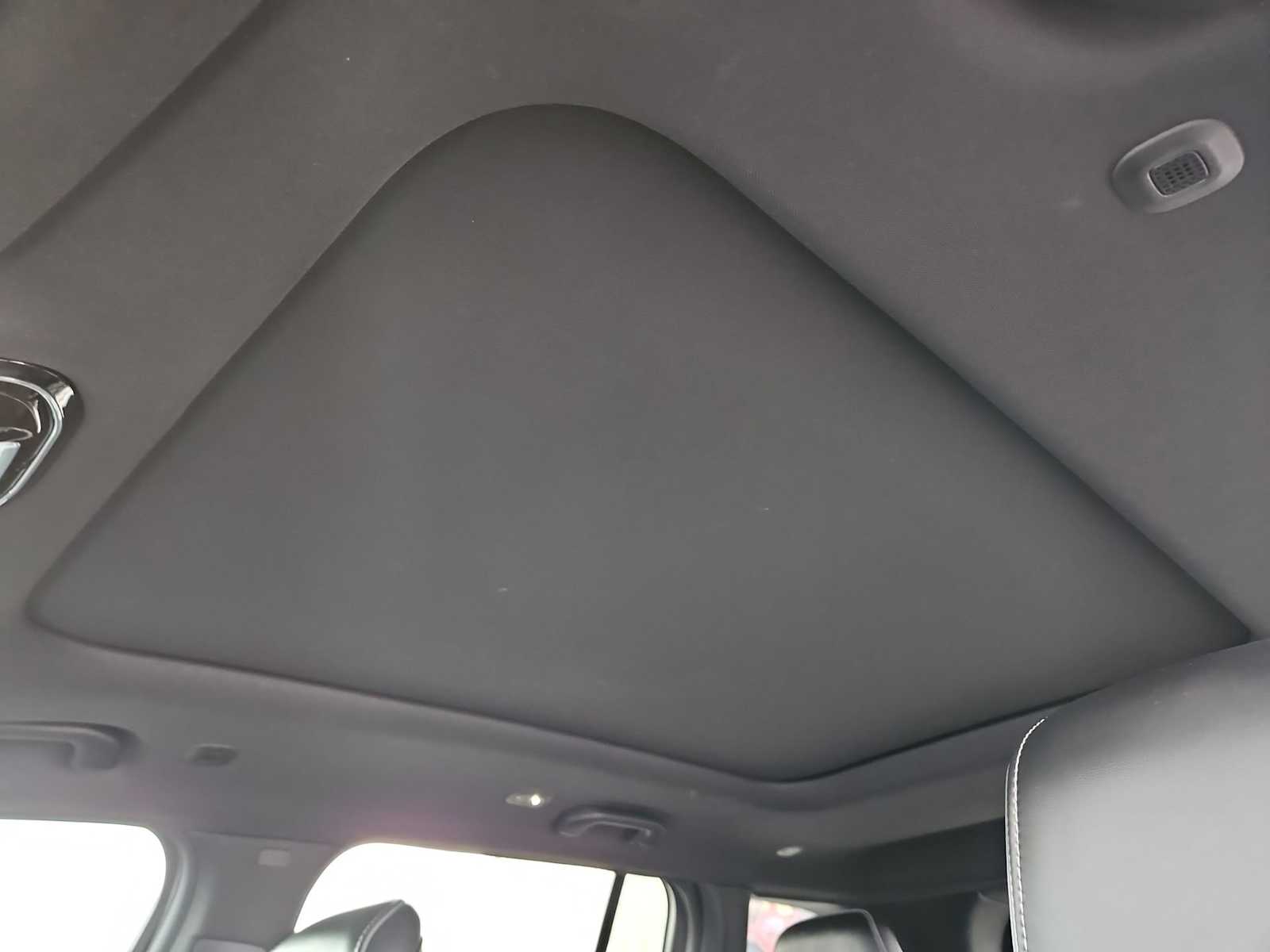 Thumbnail: 2023 Jeep Grand Cherokee - 20