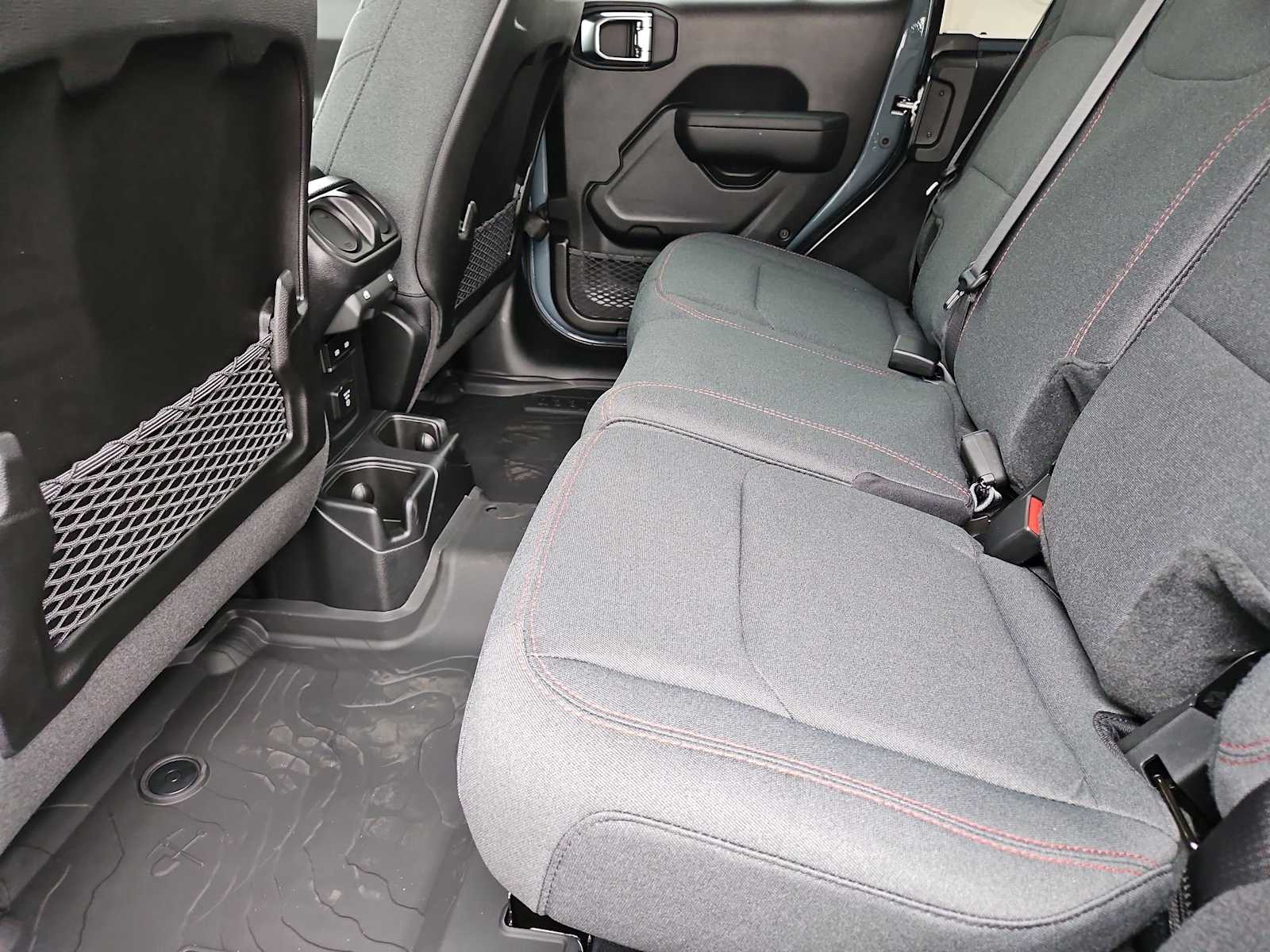 Thumbnail: 2025 Jeep Wrangler - 19