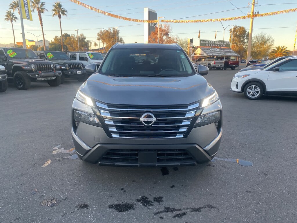 Used 2024 Nissan Rogue SV SUV