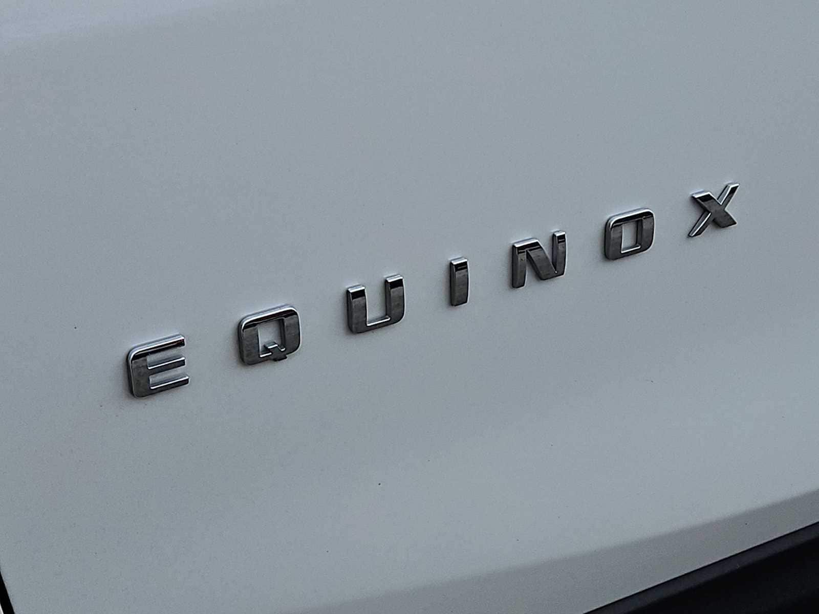 Thumbnail: 2022 Chevrolet Equinox - 12