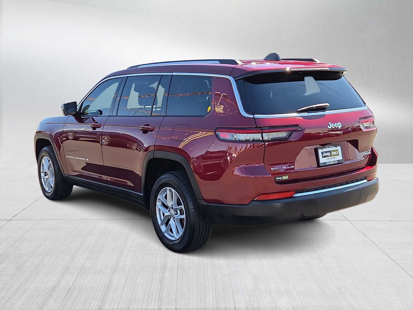 Thumbnail: 2022 Jeep Grand Cherokee L - 6