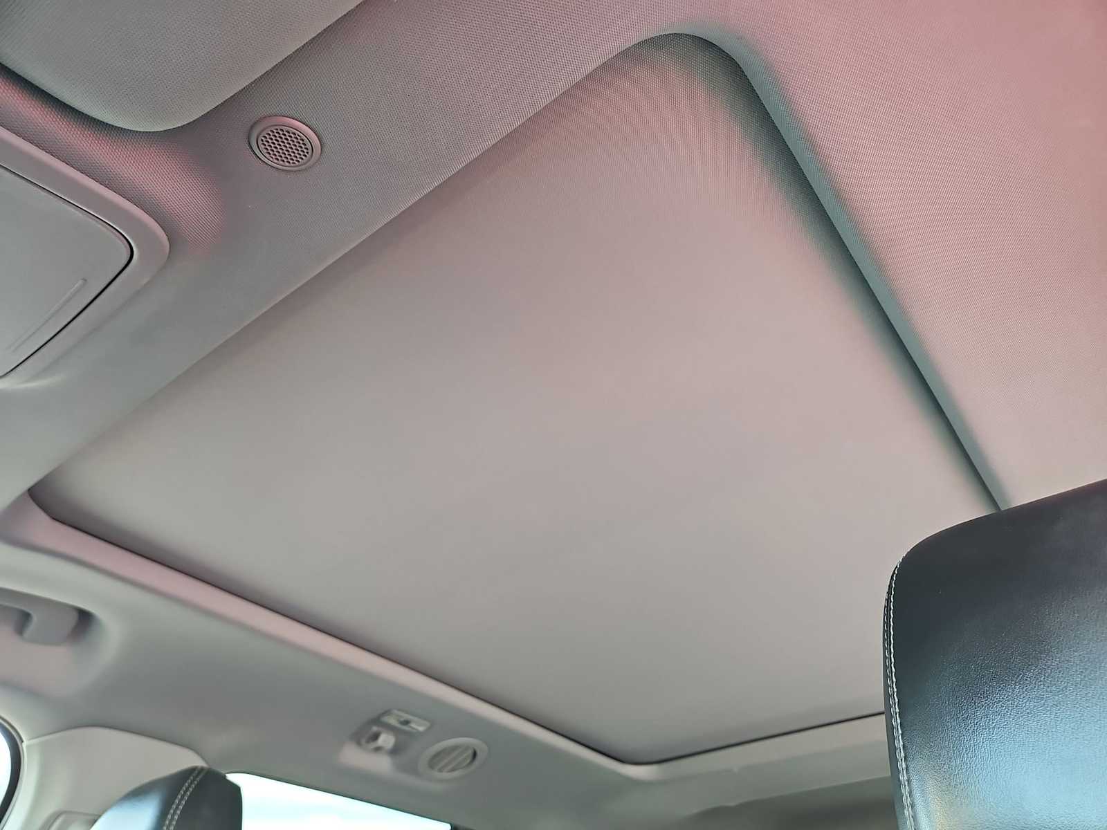 Thumbnail: 2021 Ford Explorer - 36