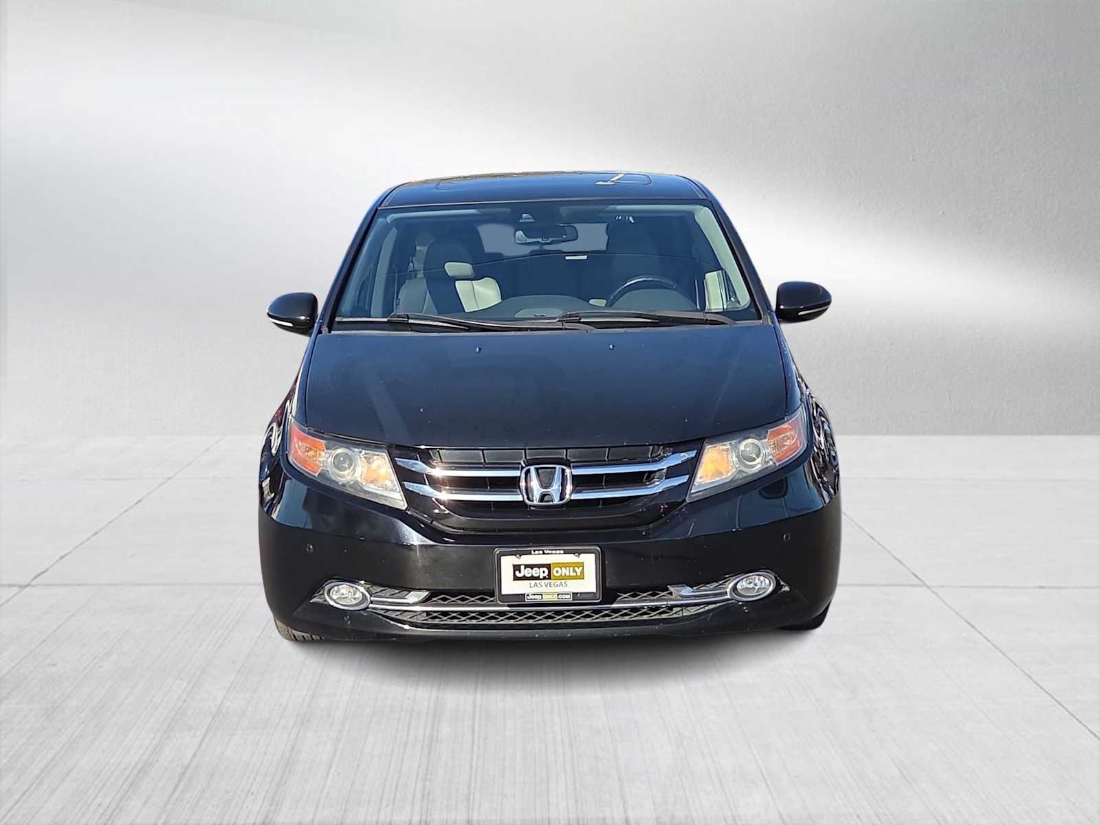 2014 Honda Odyssey Touring Elite photo 2