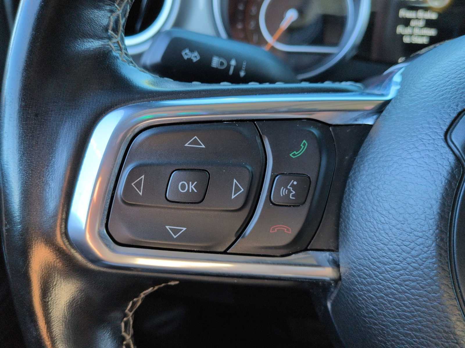 Thumbnail: 2022 Jeep Wrangler - 24