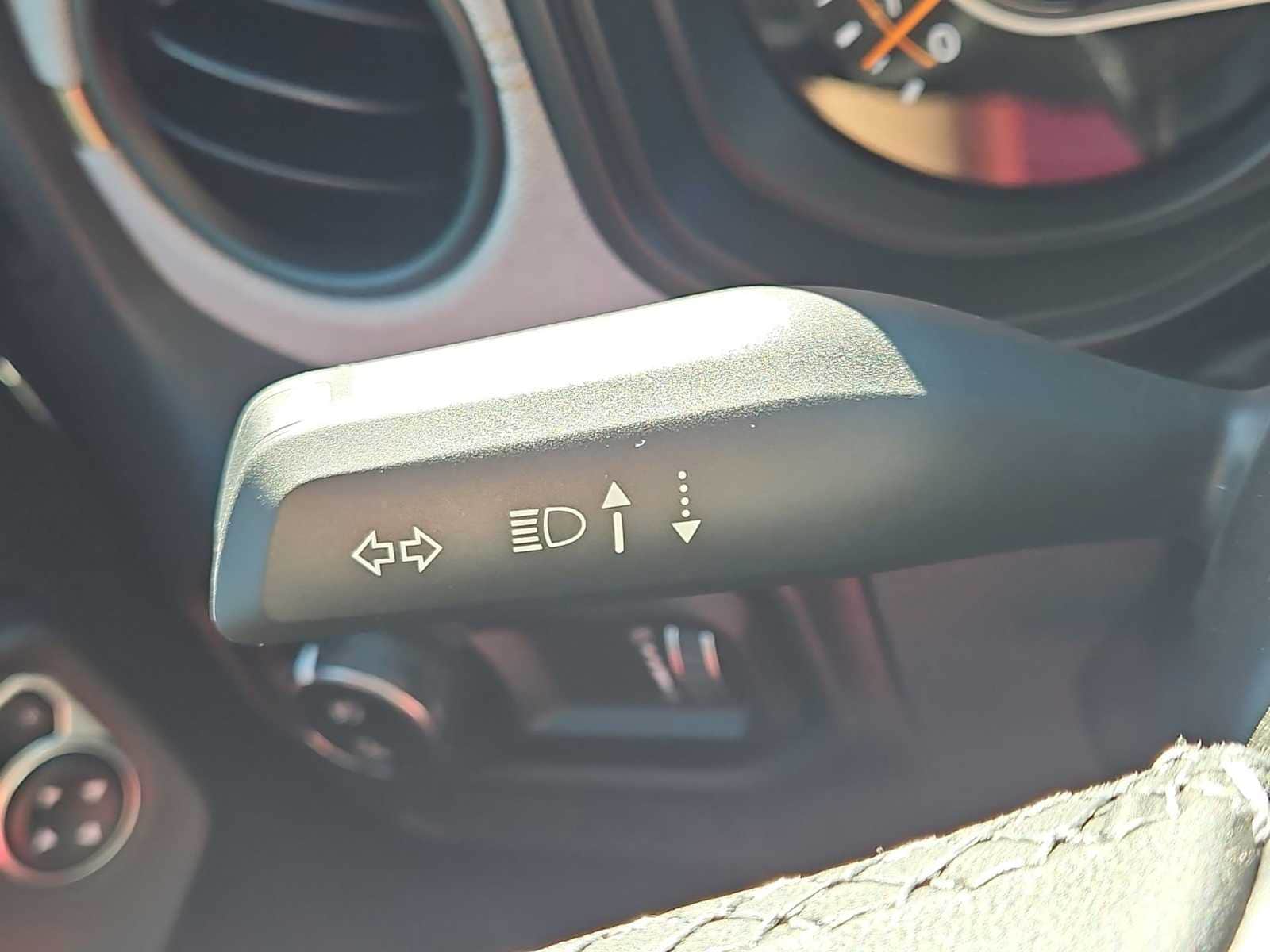 Thumbnail: 2025 Jeep Gladiator - 23