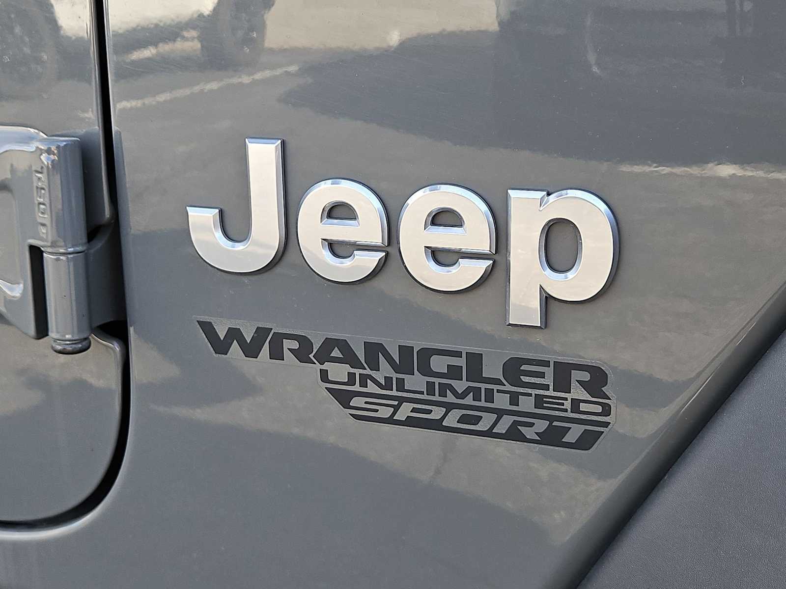 Thumbnail: 2021 Jeep Wrangler - 12