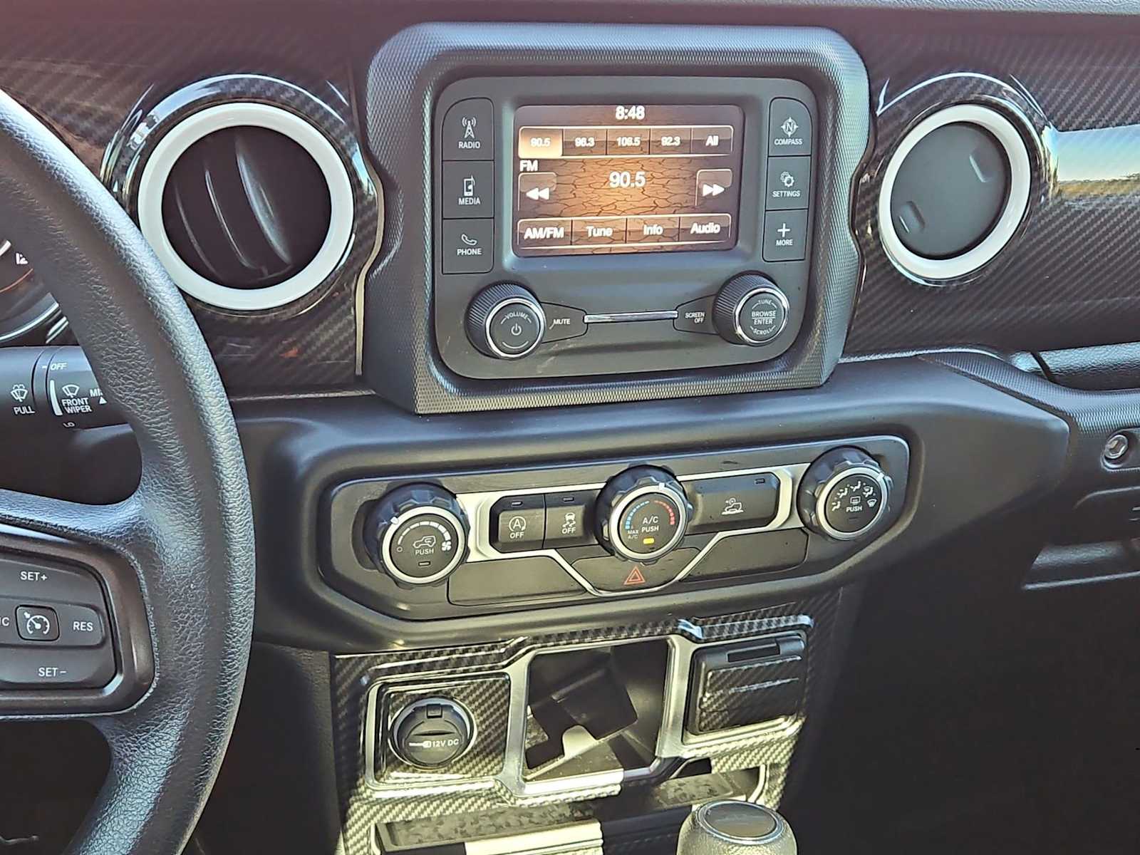 Thumbnail: 2020 Jeep Gladiator - 26