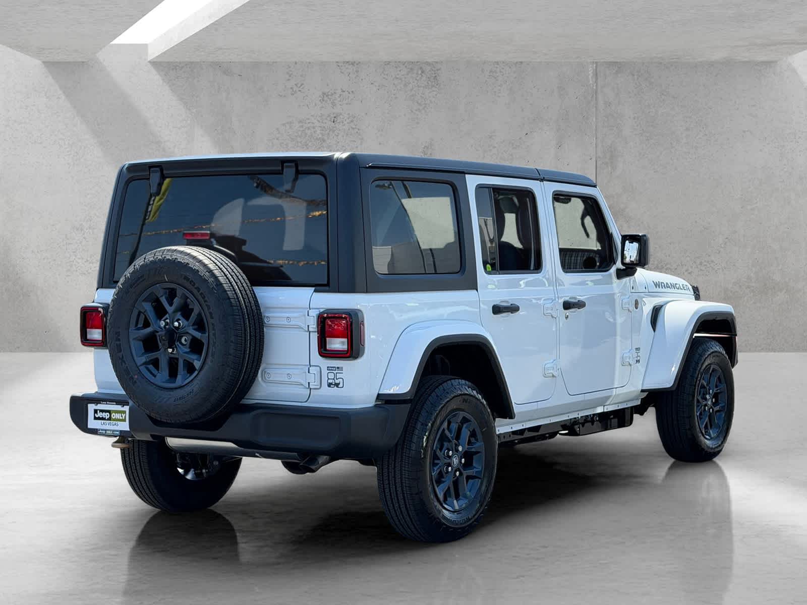 Thumbnail: 2026 Jeep Wrangler - 5