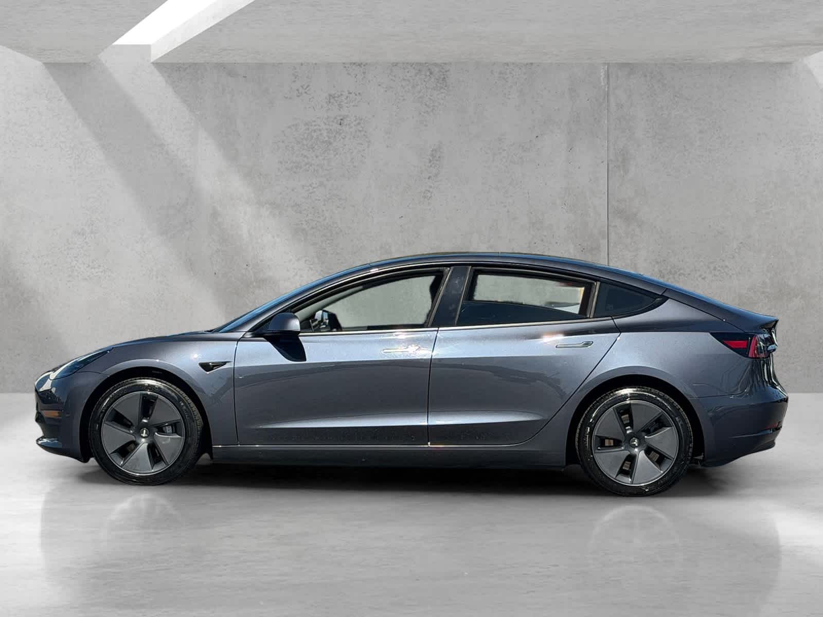 Thumbnail: 2023 Tesla Model 3 - 2