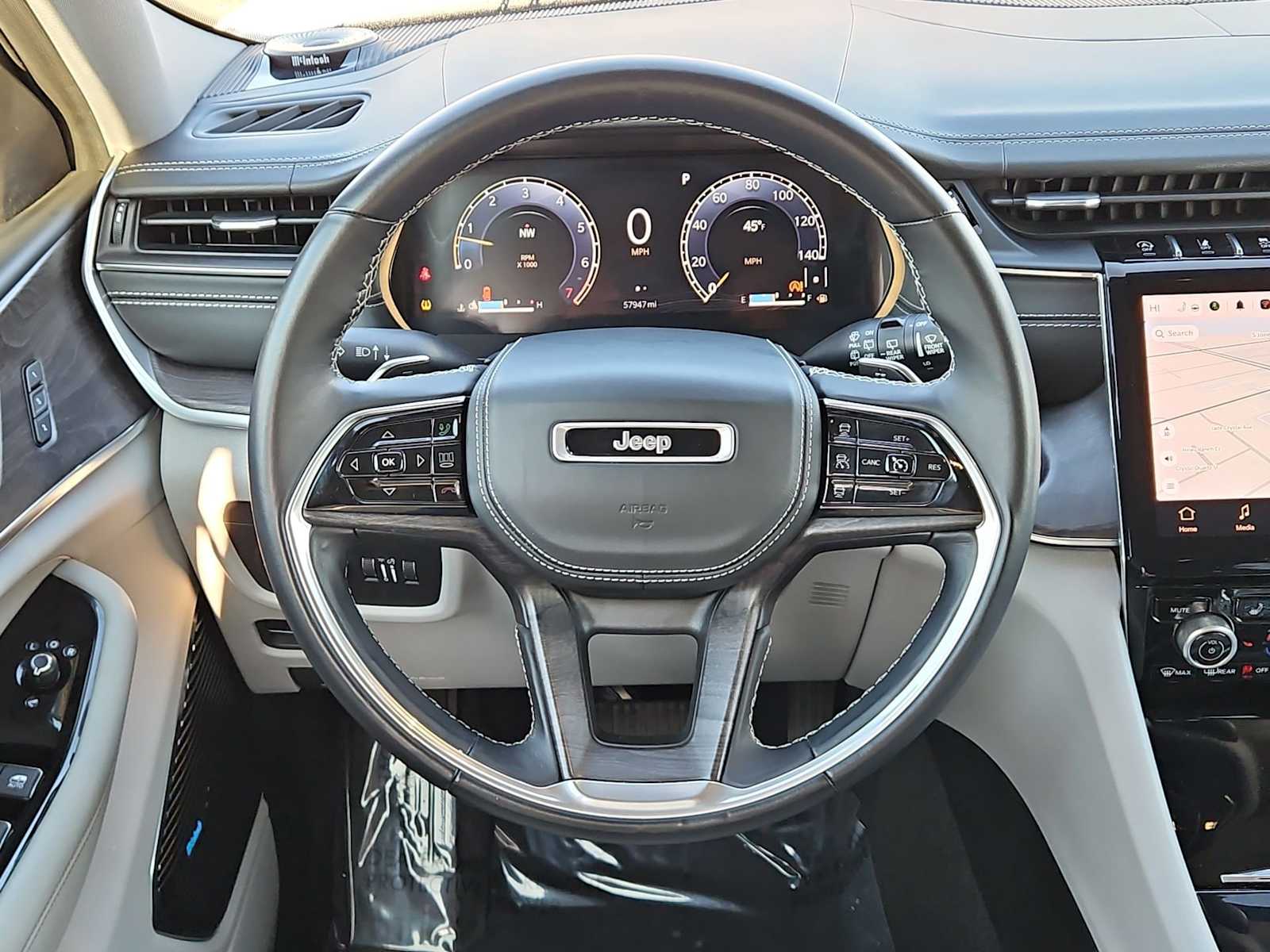 Thumbnail: 2021 Jeep Grand Cherokee L - 24