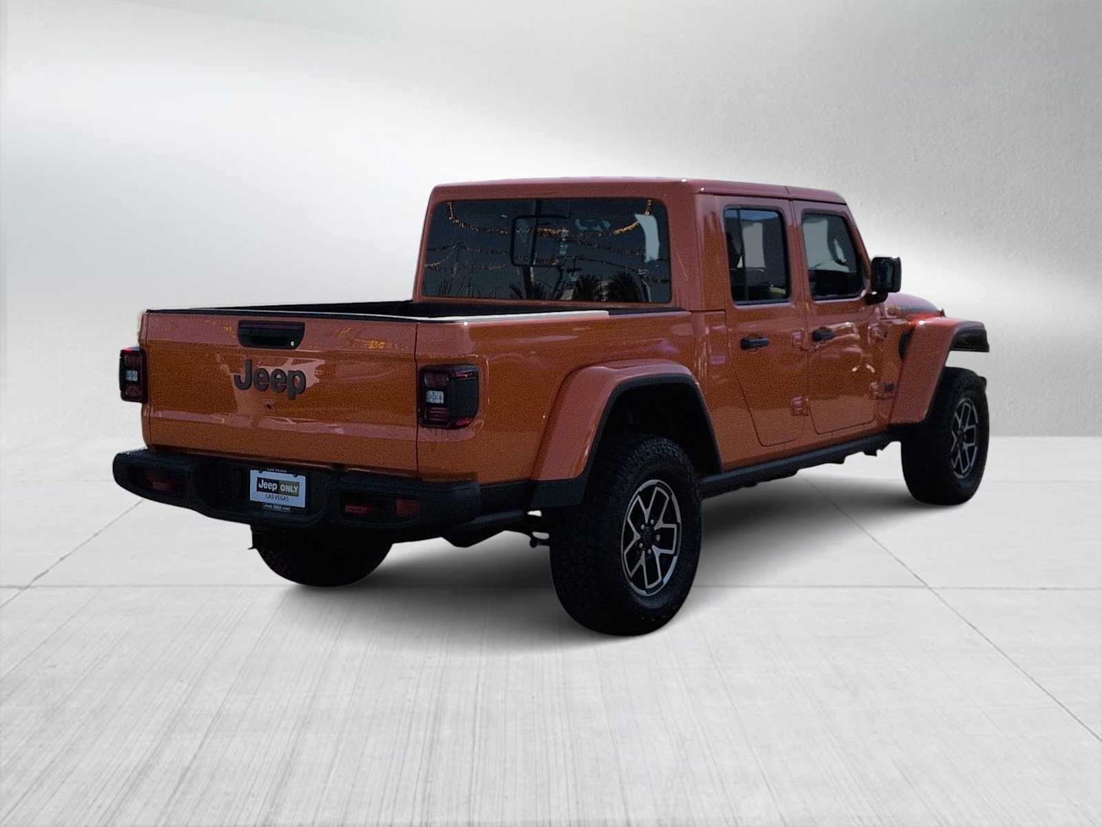 Thumbnail: 2025 Jeep Gladiator - 8