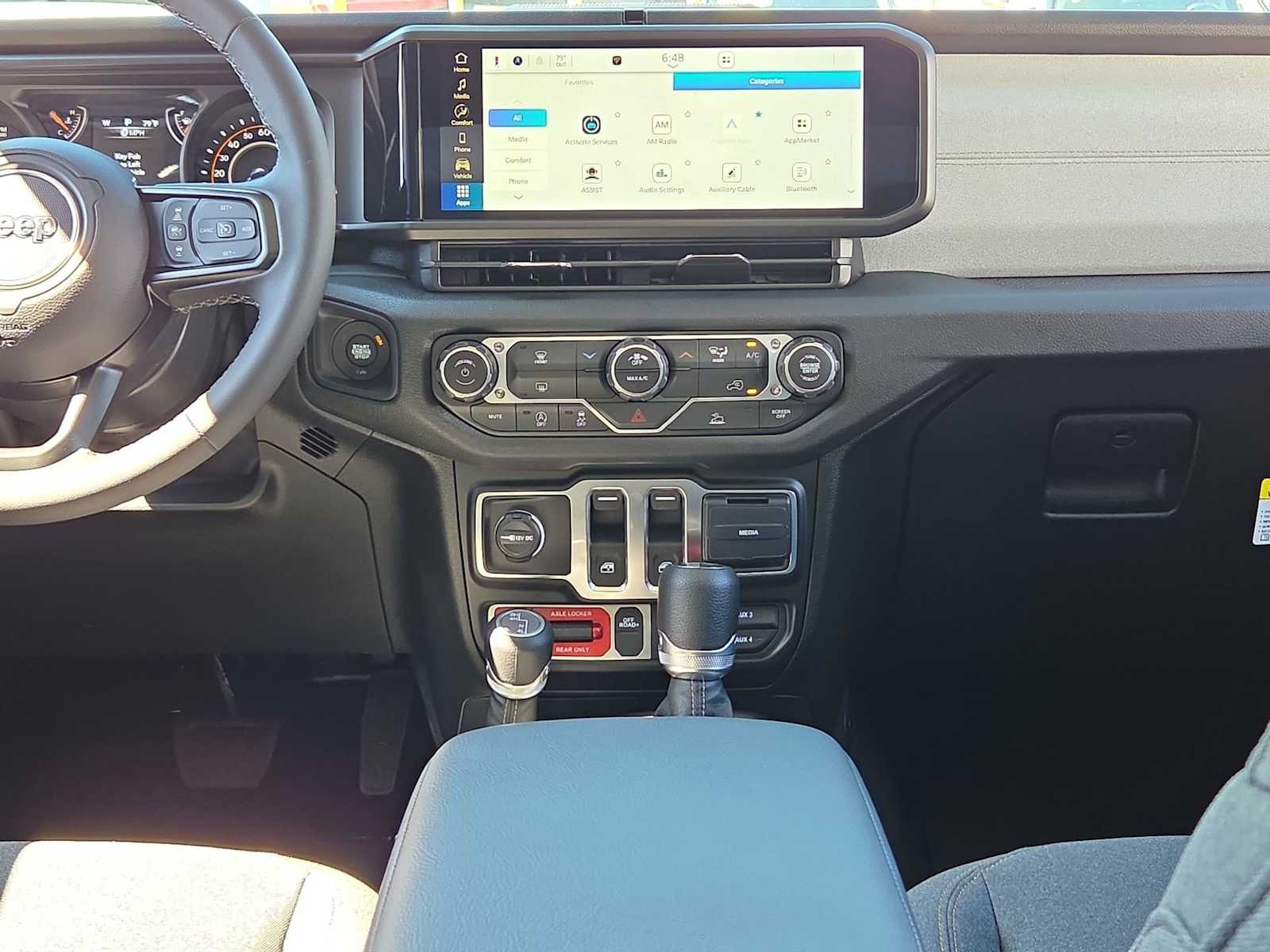 Thumbnail: 2025 Jeep Wrangler - 29