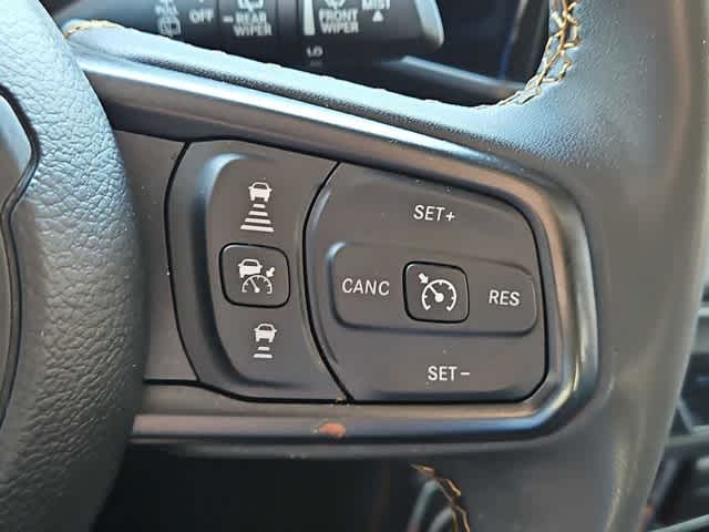 Thumbnail: 2024 Jeep Wrangler - 23