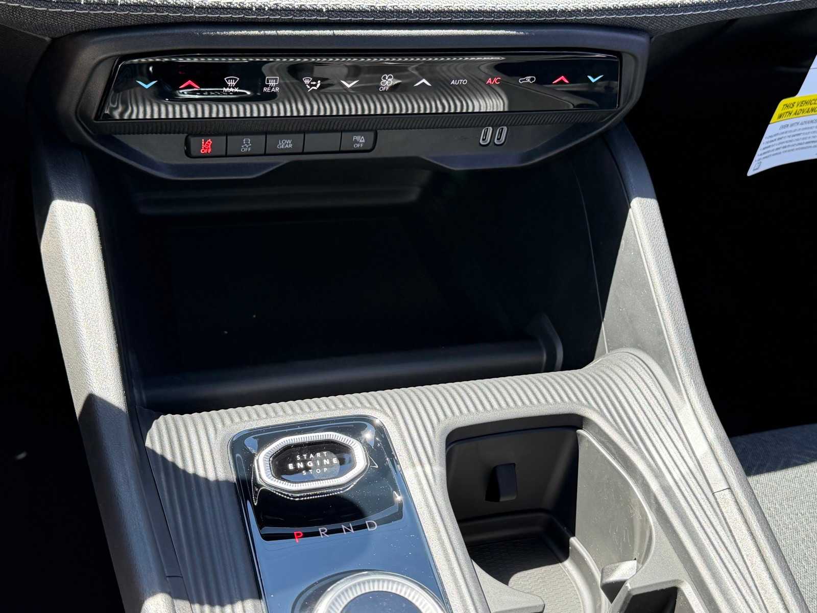 Thumbnail: 2026 Jeep Cherokee - 17