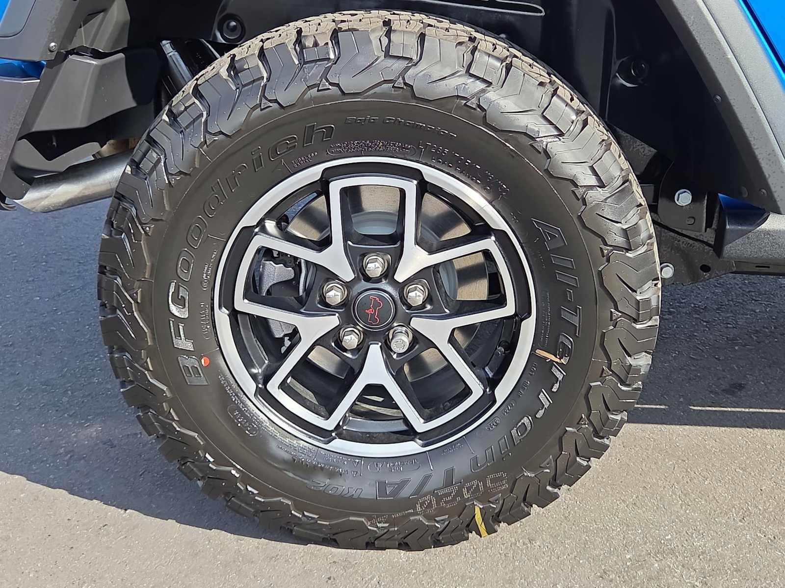 Thumbnail: 2025 Jeep Wrangler - 14