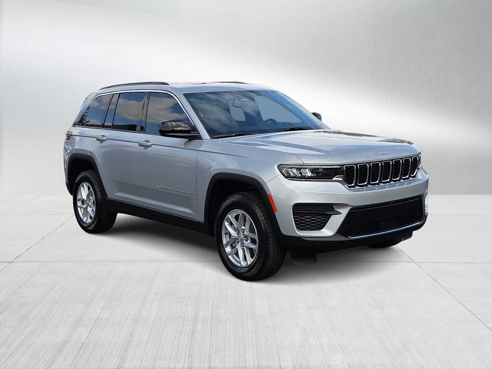 Thumbnail: 2025 Jeep Grand Cherokee - 2