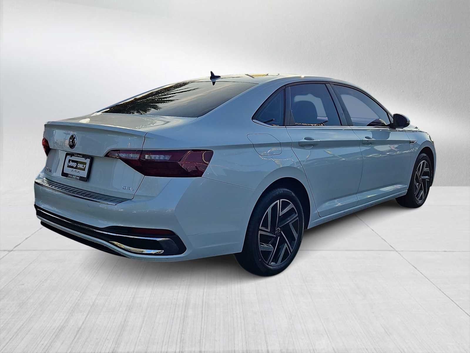 Thumbnail: 2023 Volkswagen Jetta - 8