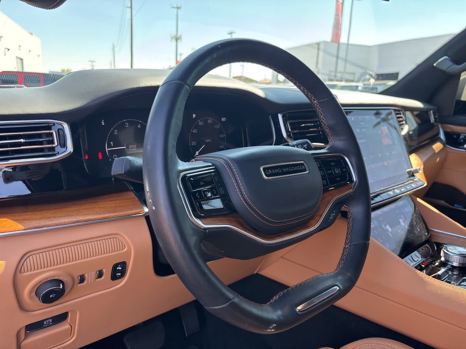 Thumbnail: 2022 Jeep Grand Wagoneer - 9
