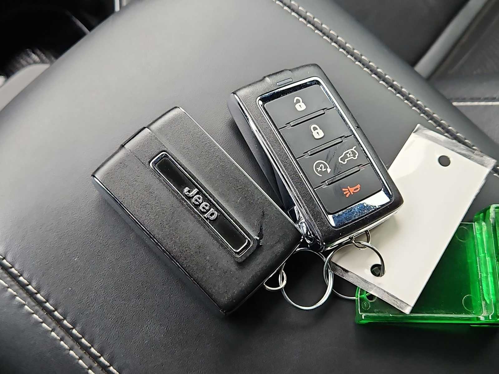 Thumbnail: 2023 Jeep Grand Cherokee - 37