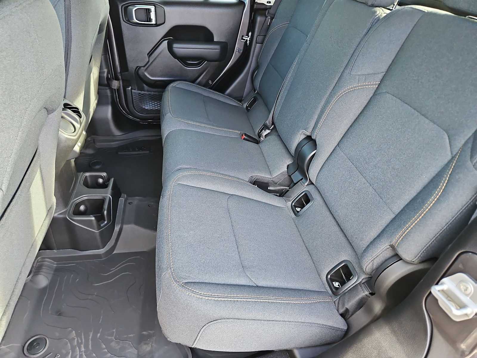 Thumbnail: 2026 Jeep Gladiator - 18