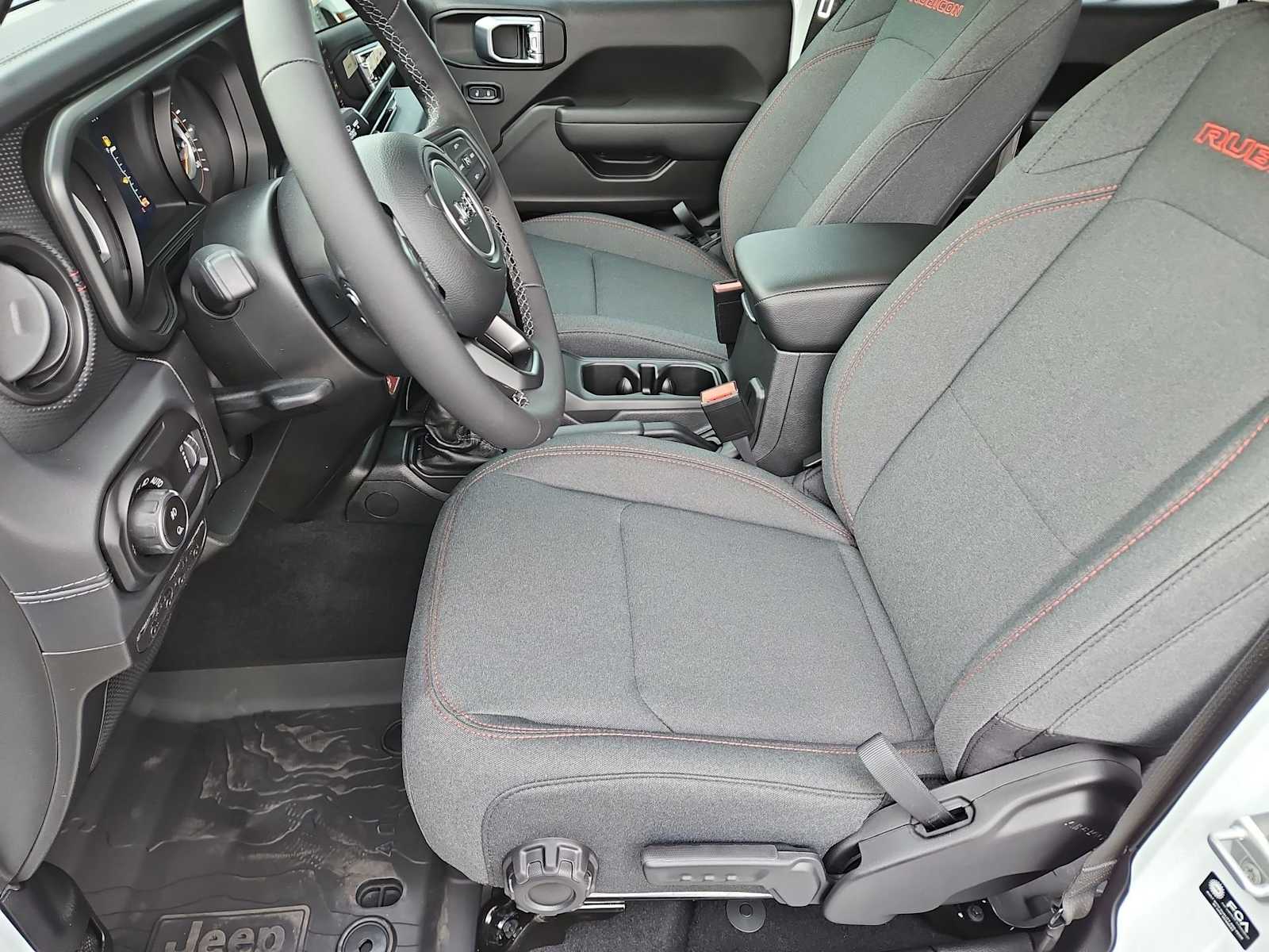 Thumbnail: 2026 Jeep Gladiator - 16