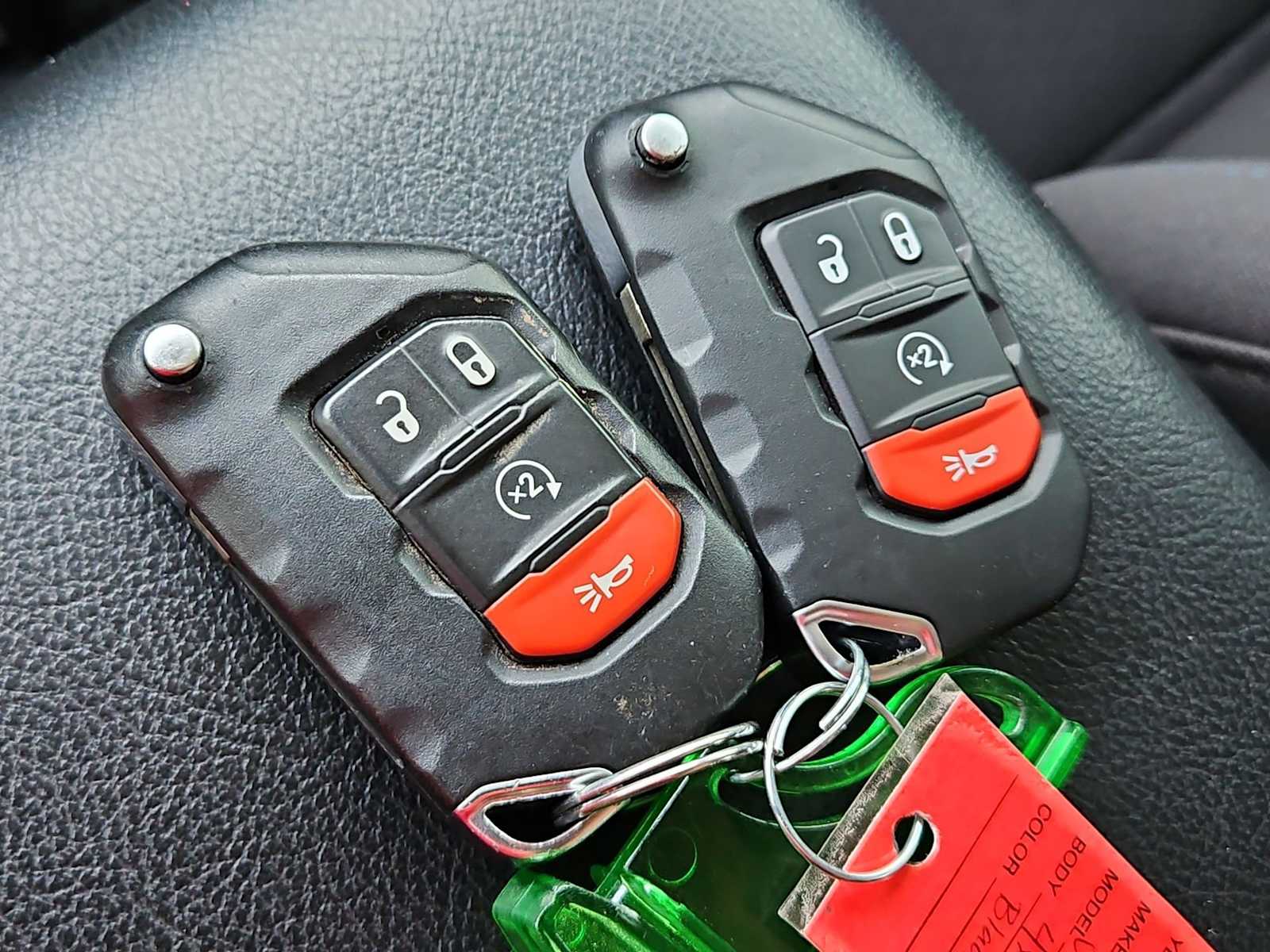 Thumbnail: 2023 Jeep Wrangler - 33