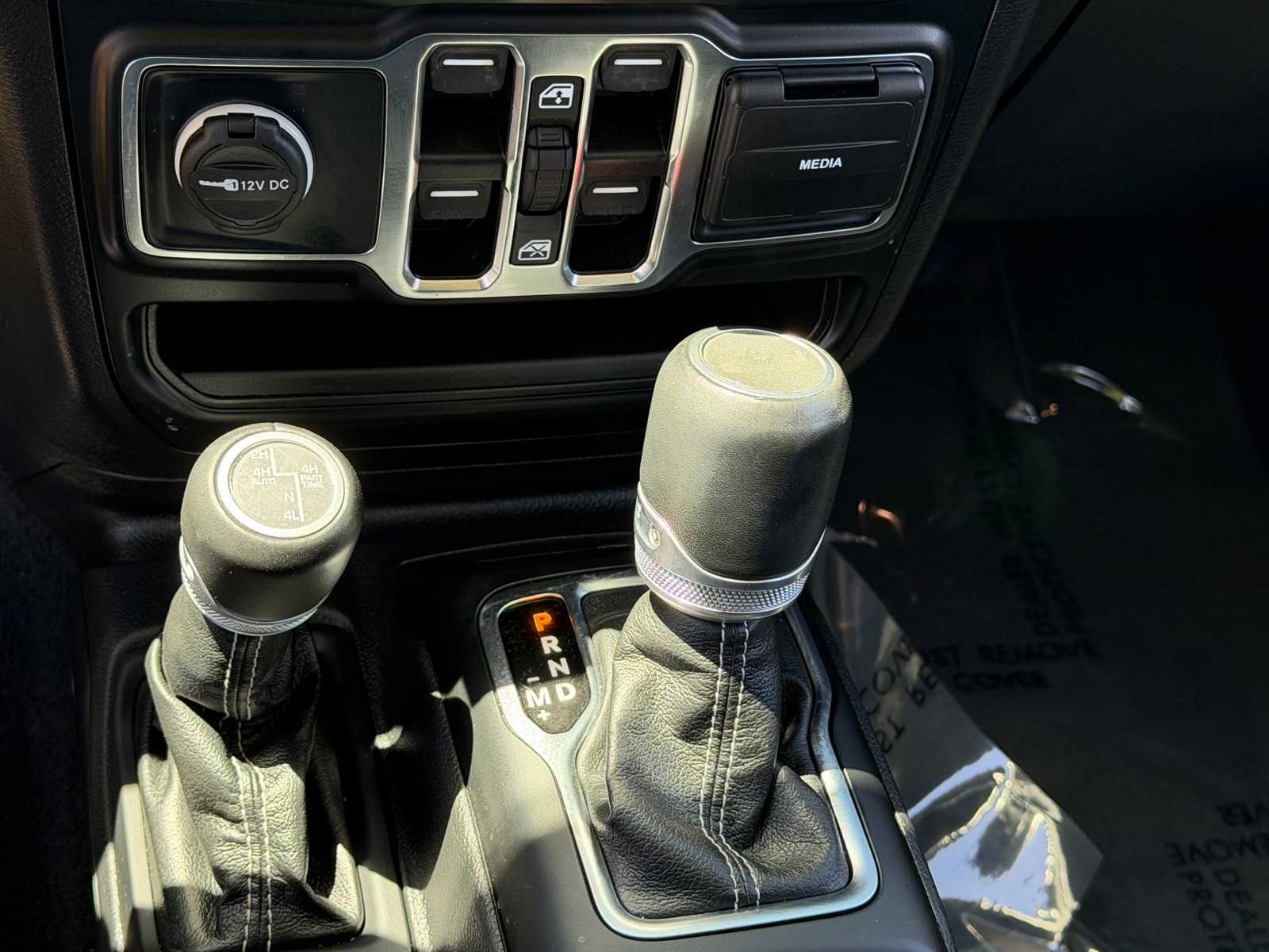Thumbnail: 2023 Jeep Wrangler - 14