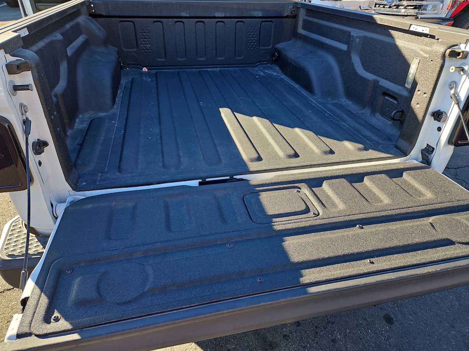 Thumbnail: 2020 Jeep Gladiator - 31