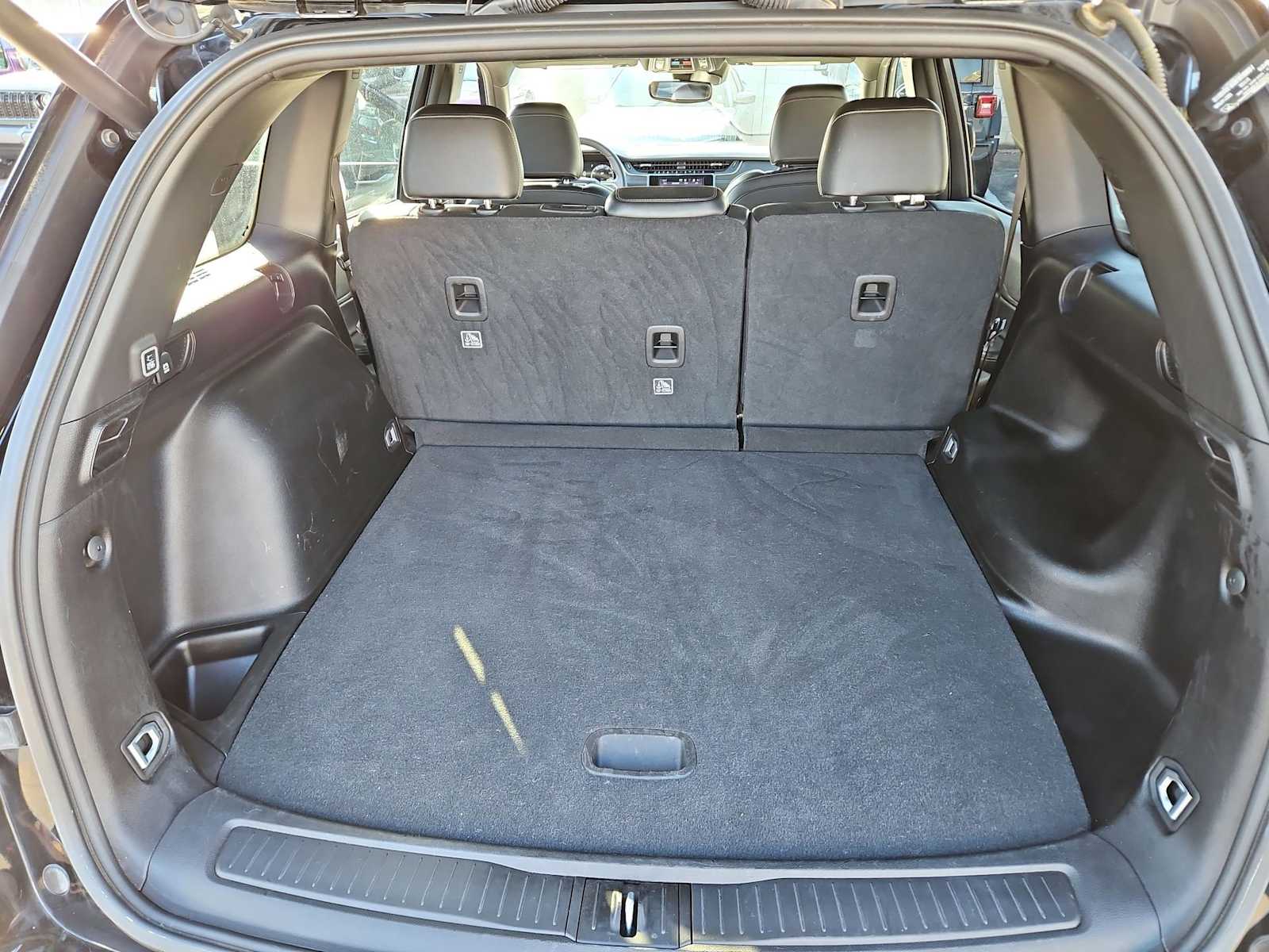 Thumbnail: 2024 Jeep Grand Cherokee - 32