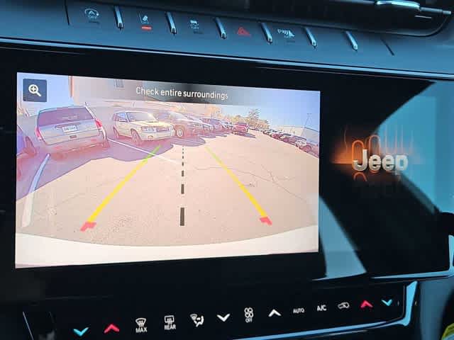 Thumbnail: 2026 Jeep Grand Cherokee - 31