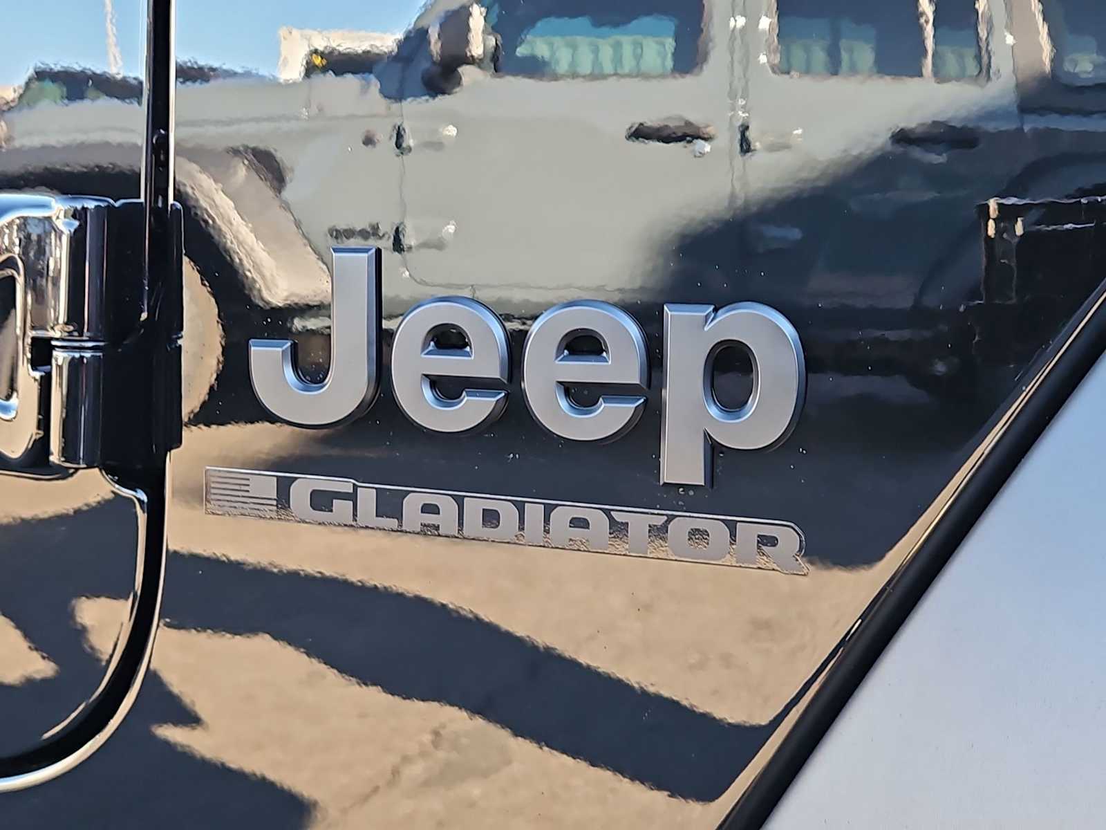 Thumbnail: 2026 Jeep Gladiator - 12