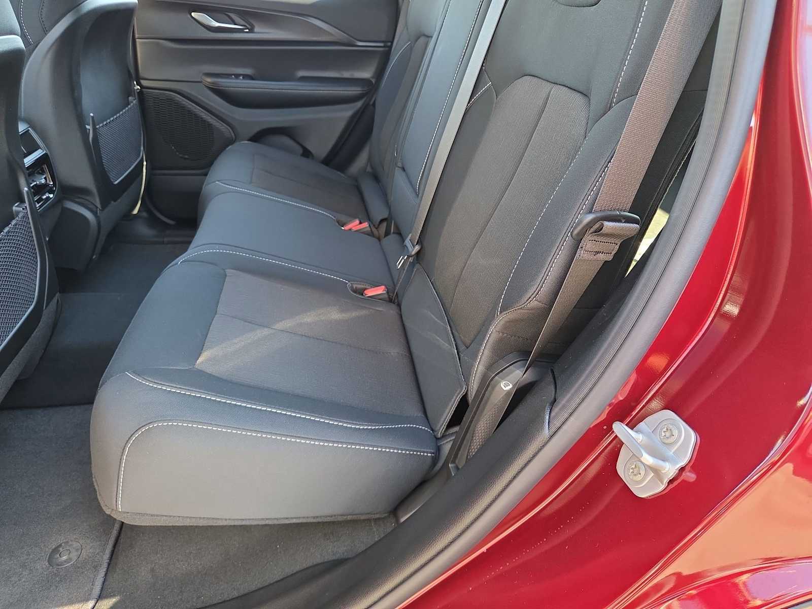 Thumbnail: 2025 Jeep Grand Cherokee - 20