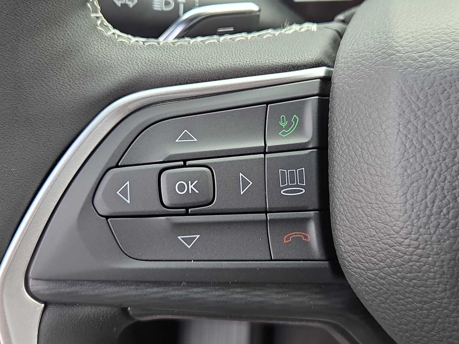 Thumbnail: 2025 Jeep Grand Cherokee - 24