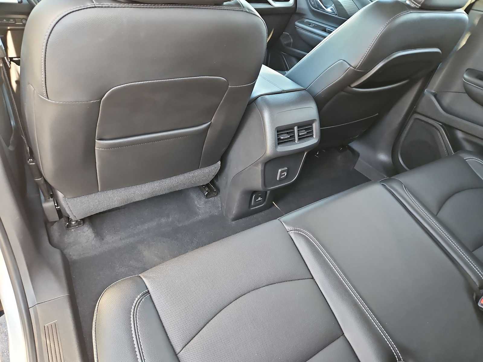 Thumbnail: 2022 GMC Terrain - 19