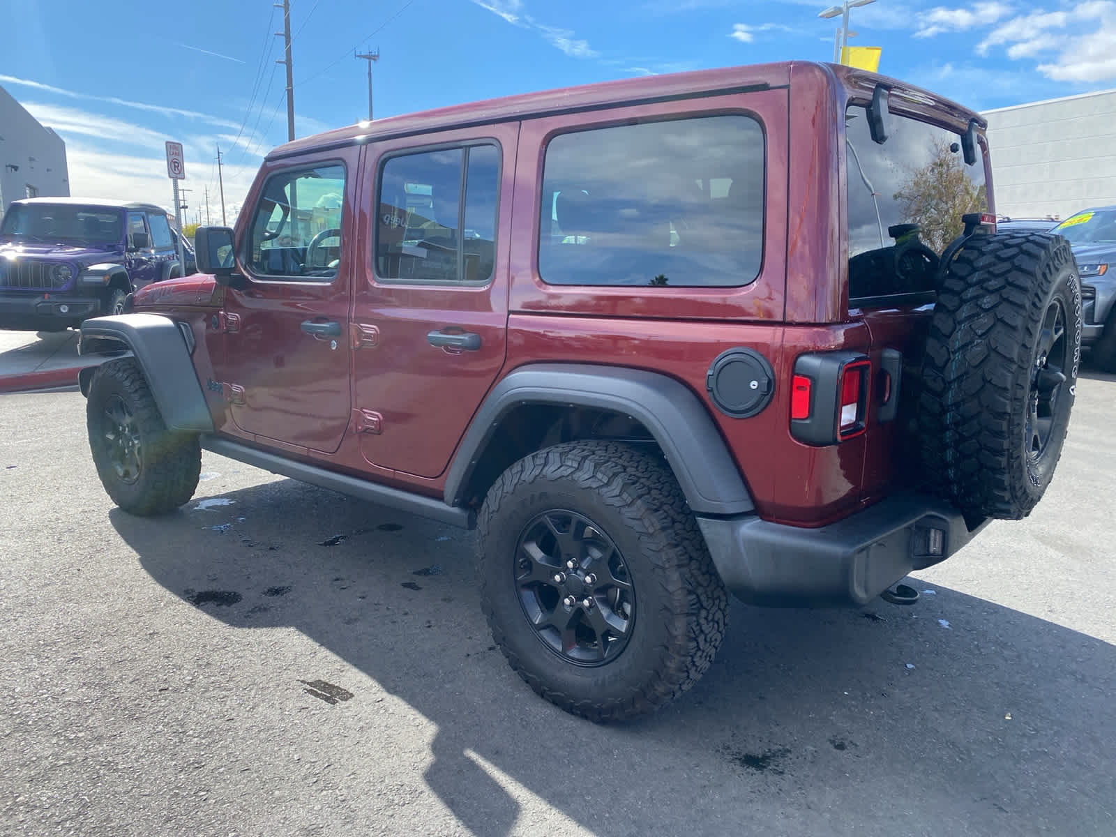 Thumbnail: 2021 Jeep Wrangler - 7