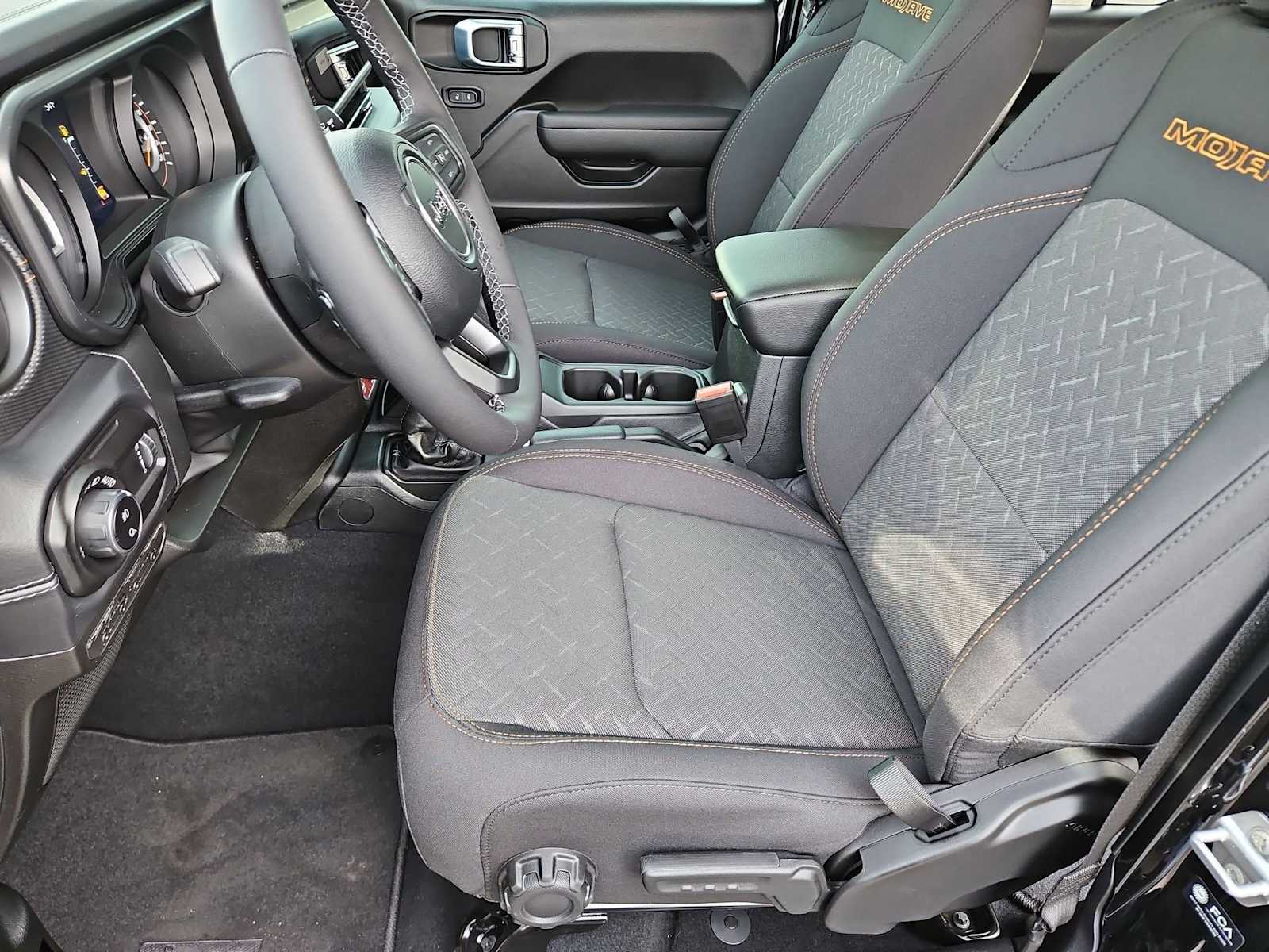 Thumbnail: 2026 Jeep Gladiator - 16