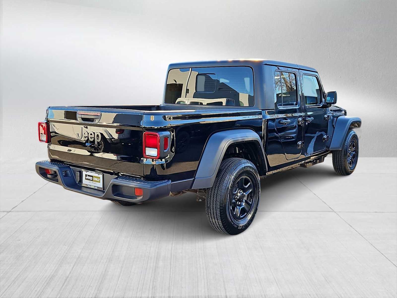 Thumbnail: 2026 Jeep Gladiator - 8