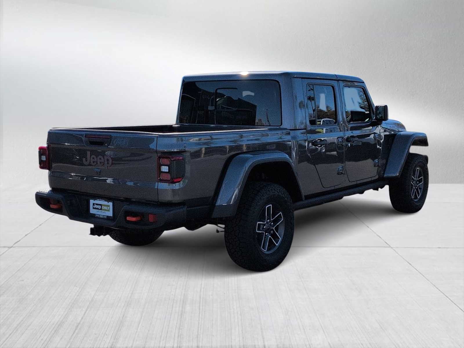 Thumbnail: 2025 Jeep Gladiator - 8