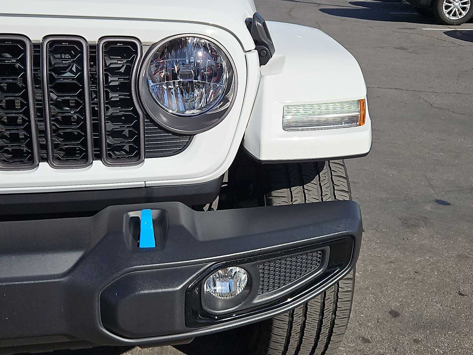 Thumbnail: 2024 Jeep Wrangler - 11