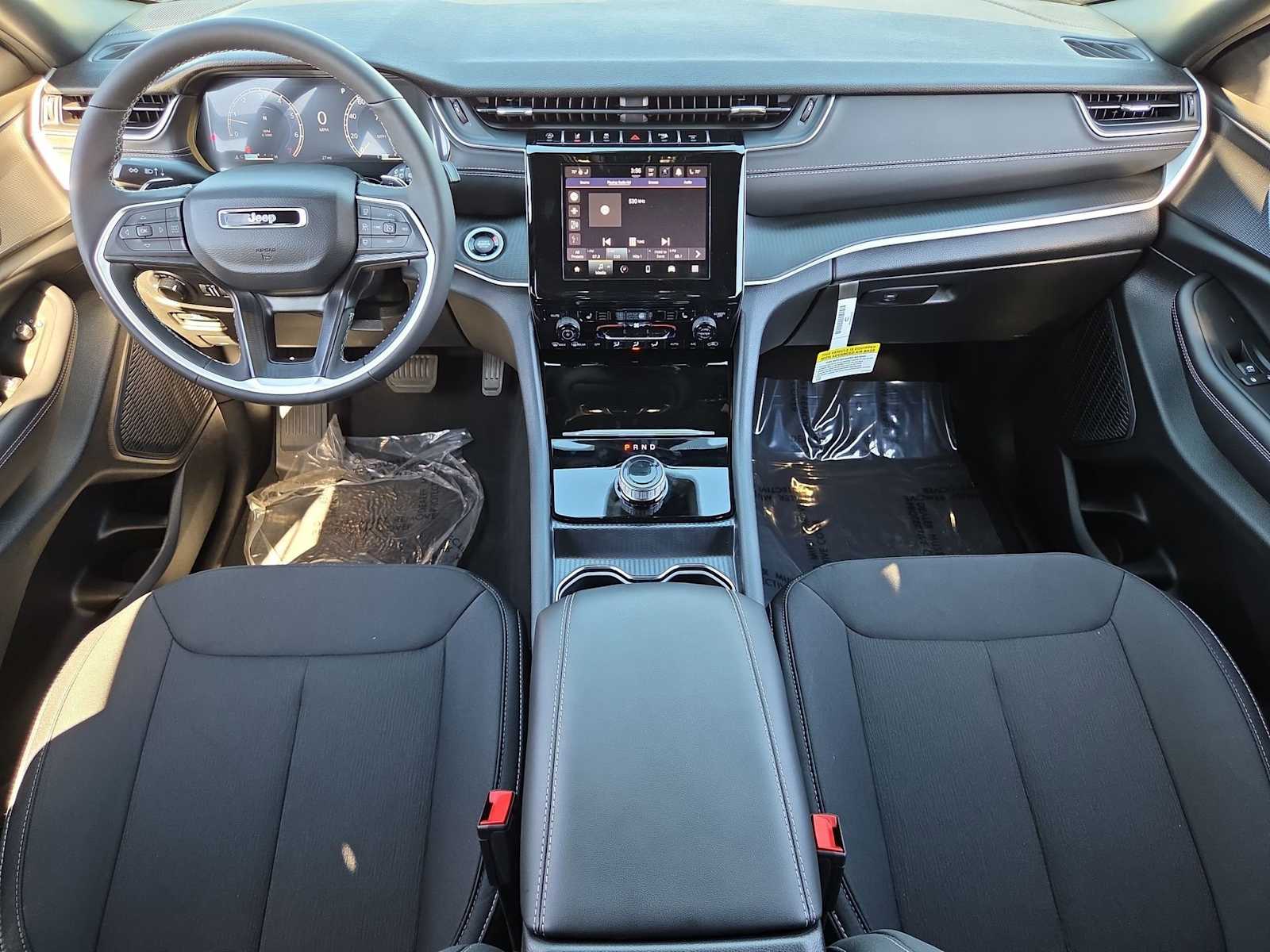 Thumbnail: 2025 Jeep Grand Cherokee - 14