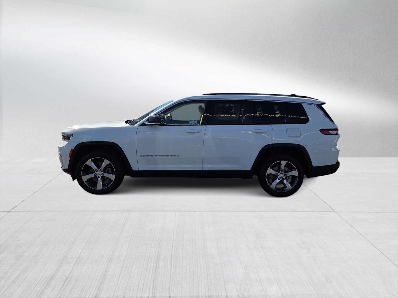 Thumbnail: 2021 Jeep Grand Cherokee L - 5