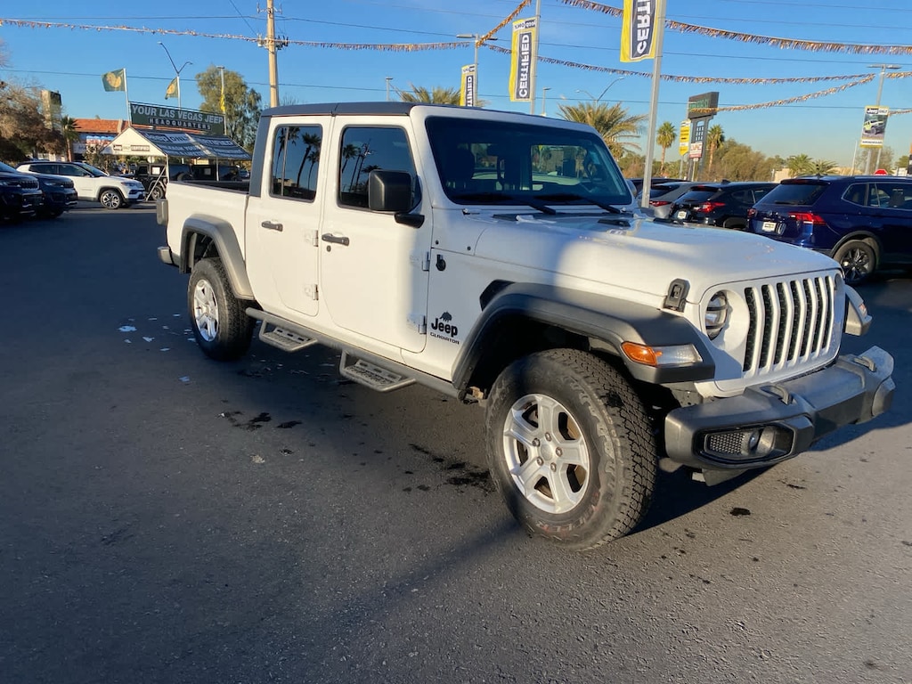 Used 2020 Jeep Gladiator Sport Truck