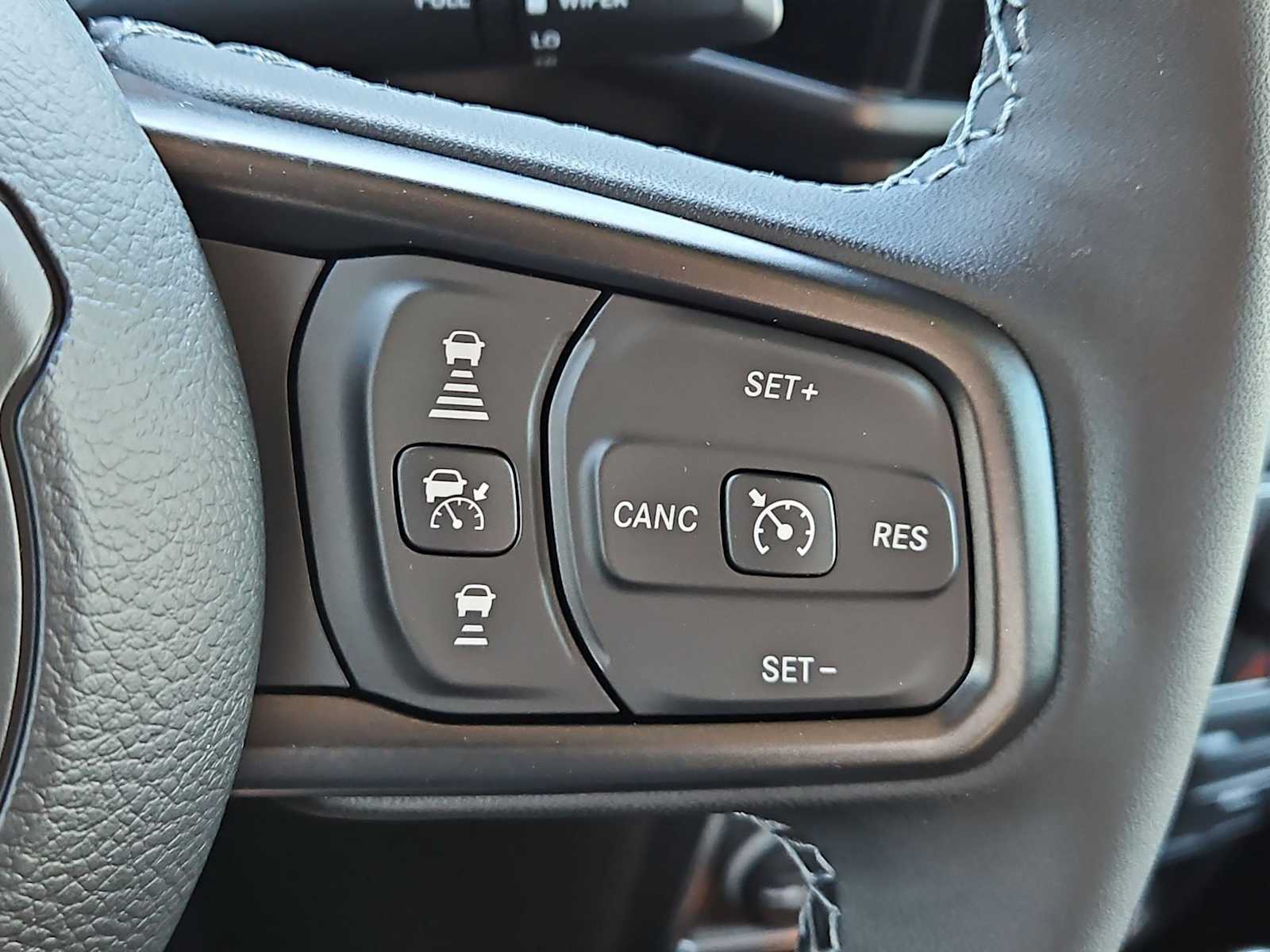 Thumbnail: 2026 Jeep Gladiator - 24