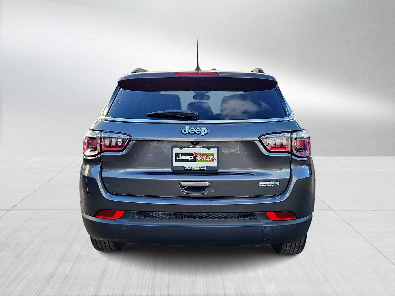 Thumbnail: 2022 Jeep Compass - 7