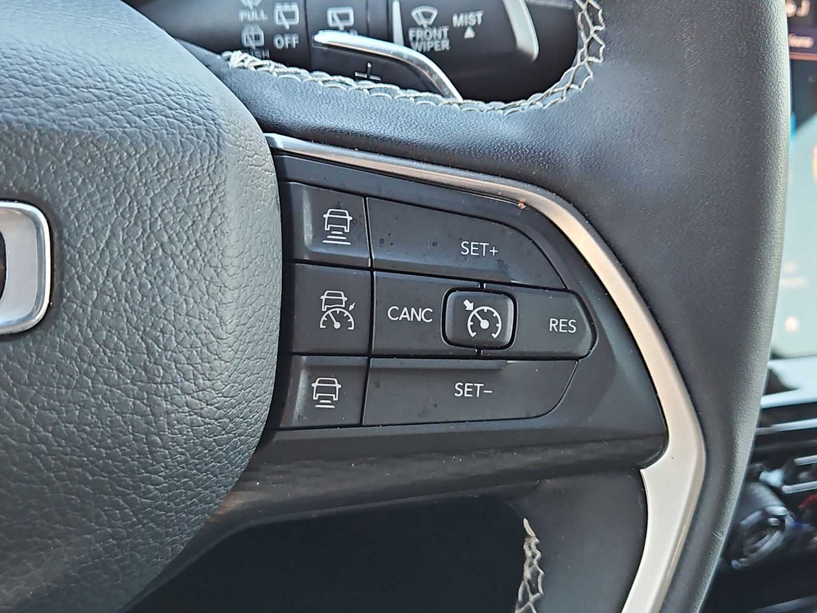 Thumbnail: 2024 Jeep Grand Cherokee - 24