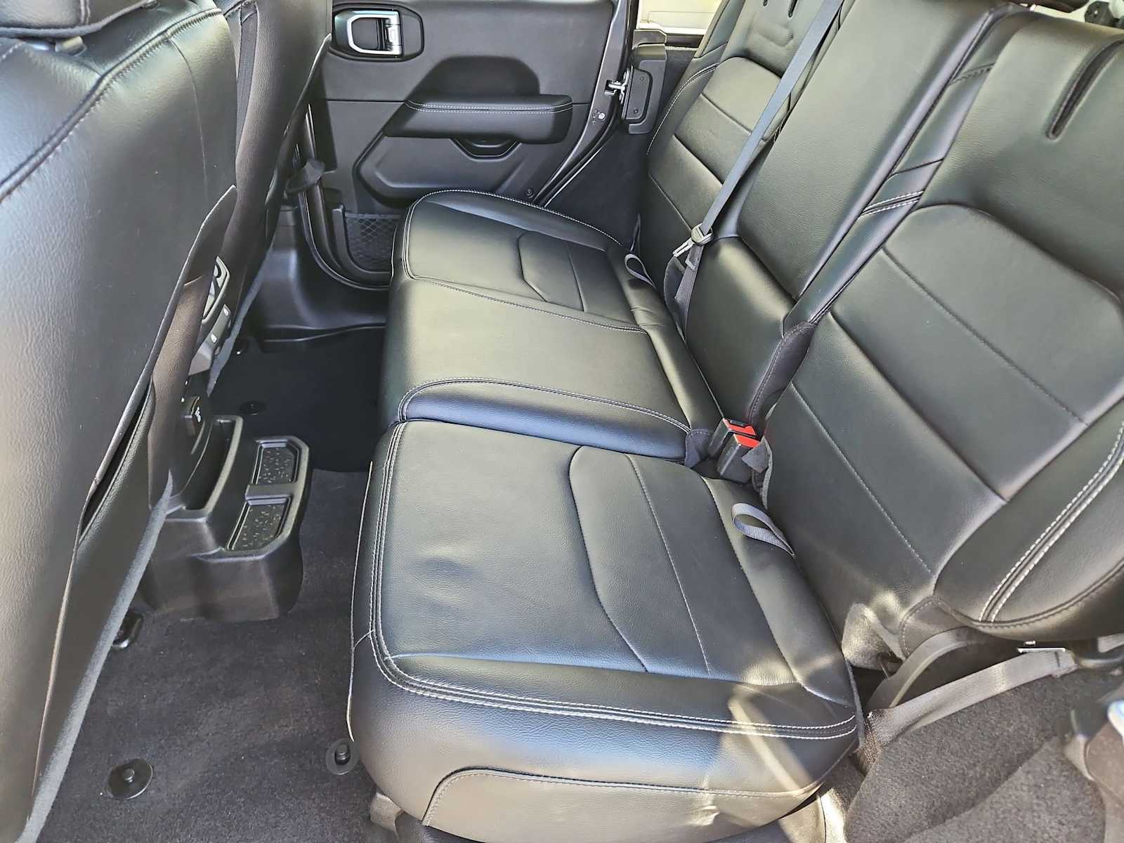 Thumbnail: 2023 Jeep Wrangler - 18