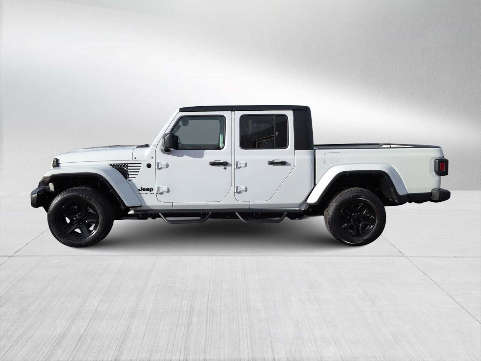 Thumbnail: 2021 Jeep Gladiator - 5