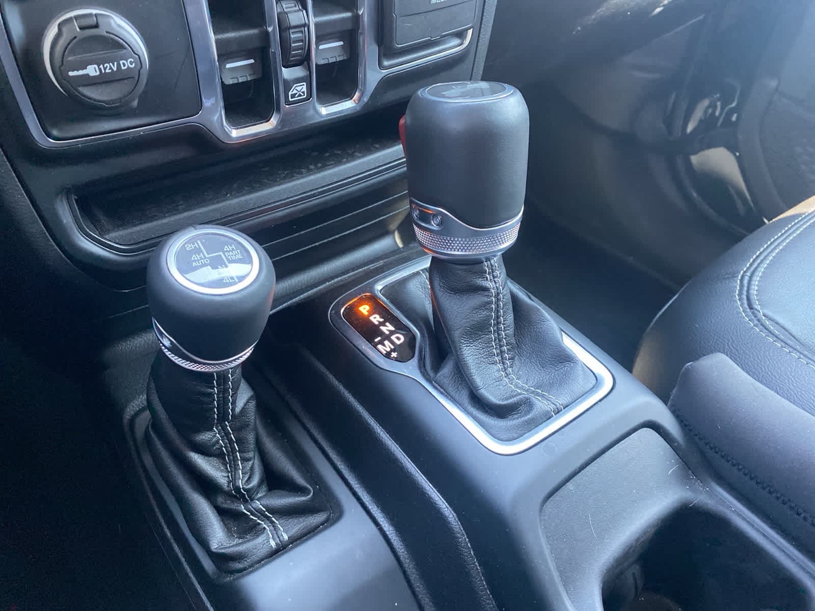 Thumbnail: 2022 Jeep Wrangler - 13